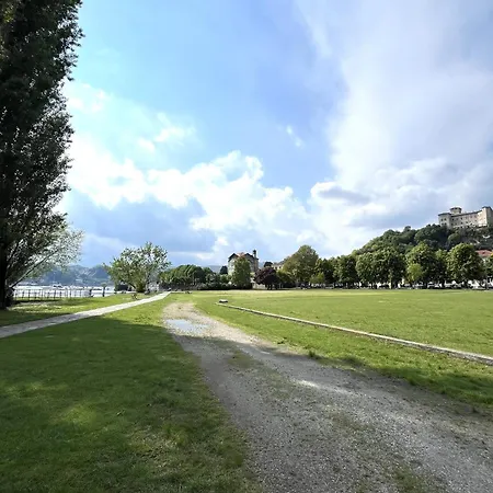 And Rocca Διαμέρισμα Angera
